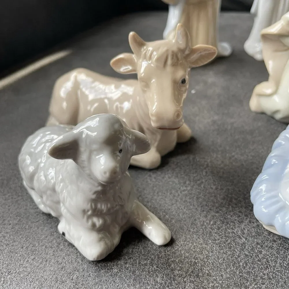 Navtivity Set 10 Piece Mary Joseph Jesus Wise Men Camel Cow Sheep